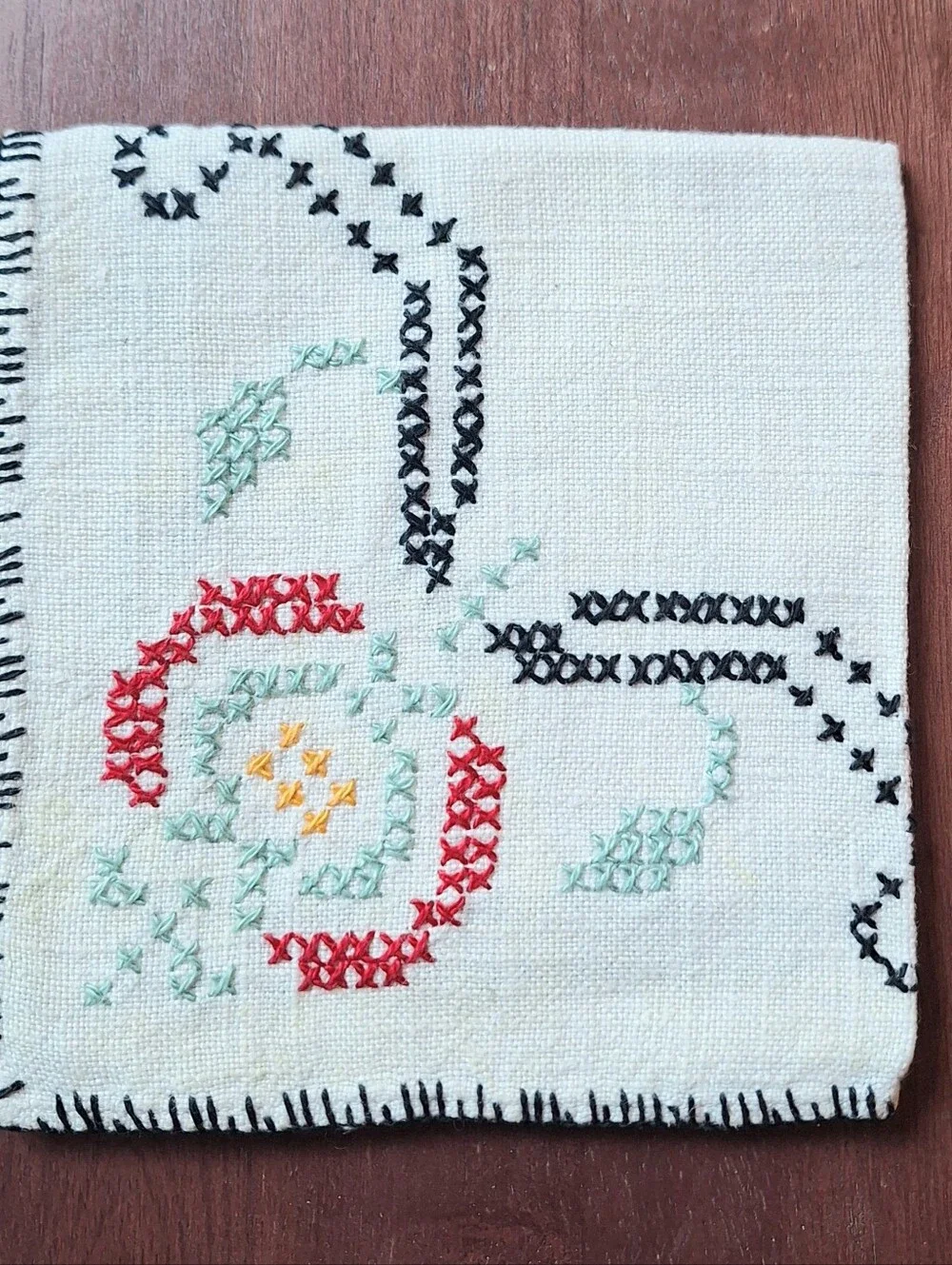Vintage Handmade Embroidered Floral Linen Napkins Set of 4, Ivory